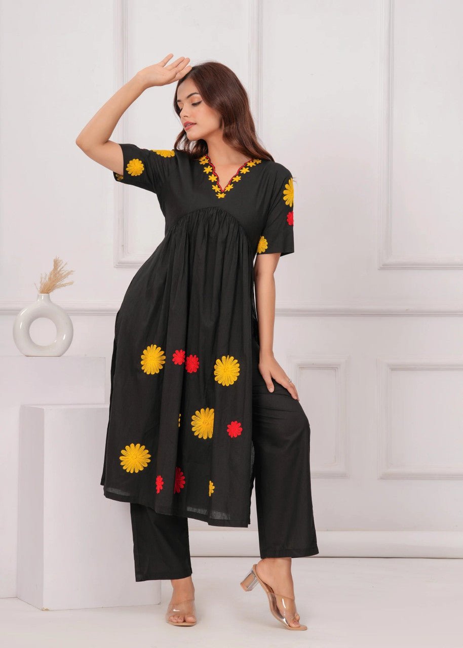 EKRIA Bloom Embroidered Kurta Set - EKRIA