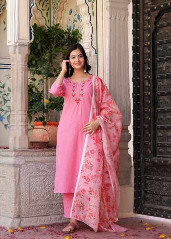 Rose Katha Embroidered Kurta Set